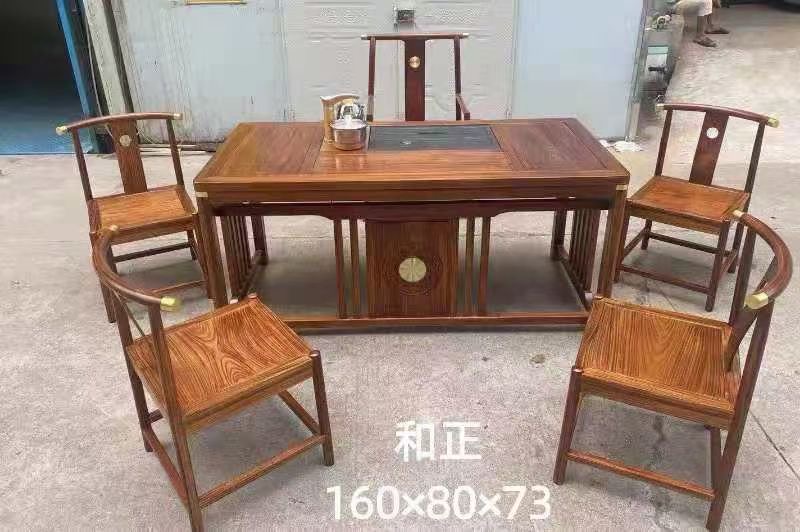 茶台03.JPG